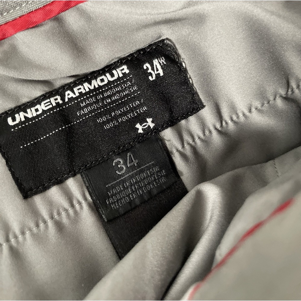 Men's UNDER ARMOUR Gray Plaid Lightweight Shorts - Size 34 Classic Golf Skate - Picture 2 of 13